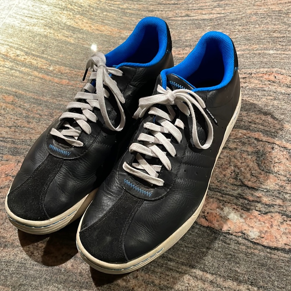 Adidas Golf Shoes - rubber cleats. US Size 12.